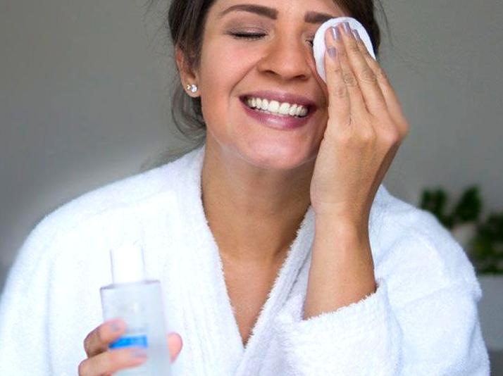 The Basics of Micellar Water in Skincare